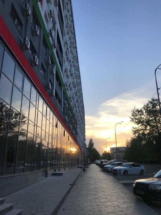 My Smartapart Hotel Today Kyiv Exterior photo